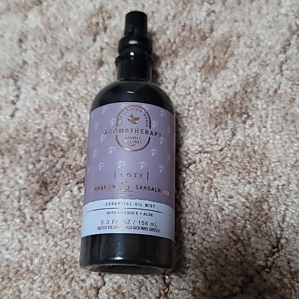 Bath and body works cozy cinnamon and sandalwood essential oil fragrance